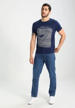Pier One T-Shirt Con StampaDark Blue/White Uomo T-shirt E Polo PI922OA32-K12 -Pier One Moda Outlet 06ab58ea59a0459eb1744c727fbfd451