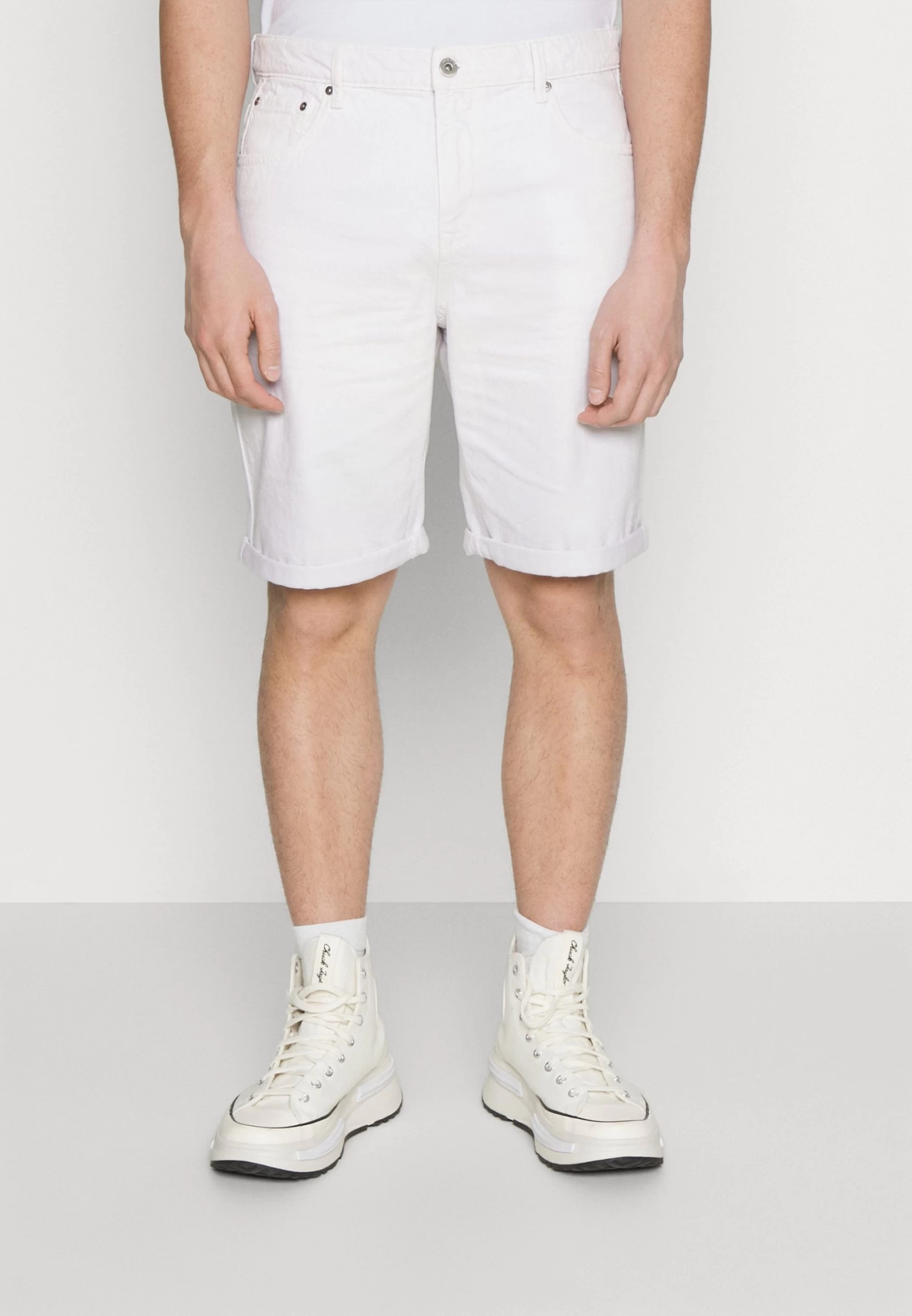 Pier One Colored Twill White DenimShorts Di JeansWhite Denim Uomo Bermuda PI922F05D-K11 1 Pier One Colored Twill White DenimShorts Di JeansWhite Denim Uomo Bermuda PI922F05D-K11