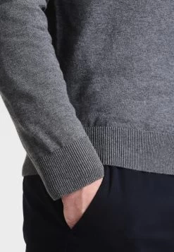 Pier One CardiganDark Grey Melange Uomo Maglieria PI922QA3D-Q11 -Pier One Moda Outlet 1248d35da7cb41e3bdbc2fab1f01cdef