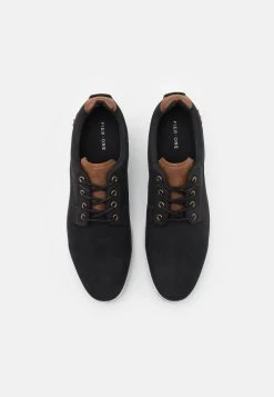 Pier One Stringate SportiveBlack Uomo Scarpe Con I Lacci PI912M0A0-Q11 -Pier One Moda Outlet 15cf670daaad48818a267f434f6739c9