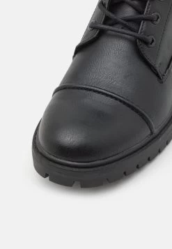 Pier One UnisexStivaletti StringatiBlack Uomo Stivaletti/Stivali PI915K00F-Q11 -Pier One Moda Outlet 22beec30a0d648278baed798a17c13da