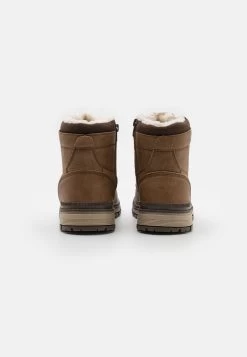 Pier One Stivaletti StringatiDark Brown Uomo Stivaletti/Stivali PI912K09W-O11 -Pier One Moda Outlet 2b52bc45e3c142b0b1112877bf69e234