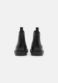 Pier One LeatherStivalettiBlack Uomo Stivaletti/Stivali PI912K0C6-Q11 -Pier One Moda Outlet 38fceb26209f4f8e8e56a5d89f6e46d5