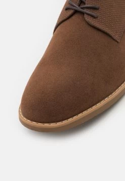 Pier One StringateBrown Uomo Scarpe Con I Lacci PI912M0E3-O11 -Pier One Moda Outlet 4e8a053af9ba4597871e5b399978275b