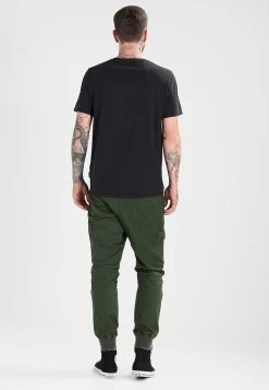 Pier One Pantaloni CargoDark Green Uomo Pantaloni YO122E01M-M11 -Pier One Moda Outlet 4eaeb49137e742b6aaabba65e80c29c8