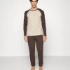 Pier One PigiamaBrown Uomo Per La Notte PI982M043-O11