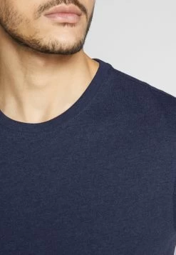 Pier One 4 PackT-Shirt BasicBlack/White/Blue Uomo T-shirt E Polo PI922O0KM-G11 9 Pier One 4 PackT-Shirt BasicBlack/White/Blue Uomo T-shirt E Polo PI922O0KM-G11 -Pier One Moda Outlet 5847a37145c74e25a85f71f4653216cb