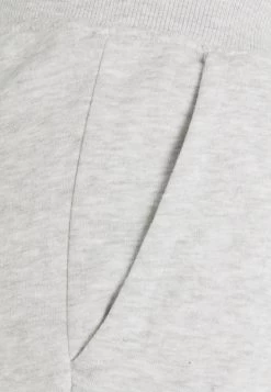 Pier One 3 PackPantaloni SportiviMottled Light Grey/Mottled Dark Blue/Black Uomo Pantaloni PI922E040-C11 -Pier One Moda Outlet 58caa3db374b4ce39703a992d5c2b59c