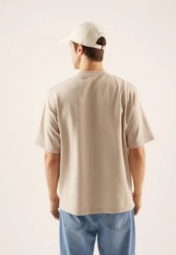 Pier One T-Shirt BasicBeige Uomo T-shirt E Polo PI921001P-B11 -Pier One Moda Outlet 5ced2f033cf542789bb8842fce86e441