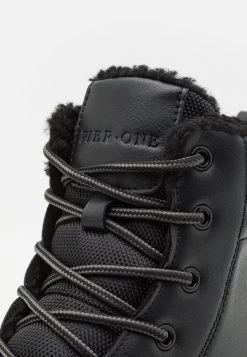 Pier One LeatherStivaletti StringatiBlack Uomo Stivaletti/Stivali PI912K0B3-Q11 -Pier One Moda Outlet 6a12d188b7c74fe69f7bc075a3b6a364