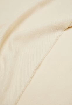 Pier One UnisexSciarpaOff-White Donna Sciarpe PI954G00J-A11 -Pier One Moda Outlet 6c9f90a6ad5a4ac083e70d30a511a71c