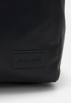 Pier One UnisexBorsa Da ViaggioBlack Donna Borse PI954H020-Q11 -Pier One Moda Outlet 6f0d4cba81d947489c7b672bfd9ce02e