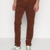 Pier One Corduroy - Pantaloni - Brown