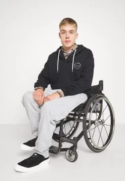 Pier One Pantaloni SportiviMottled Light Grey Uomo Pantaloni PI922E04P-C11 -Pier One Moda Outlet 773a03b4faab4f3fa3492bdf41677c66