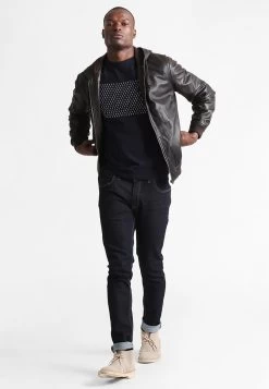 Pier One MaglioneDark Blue Uomo Maglieria PI922QA3A-K11 7 Pier One MaglioneDark Blue Uomo Maglieria PI922QA3A-K11 -Pier One Moda Outlet 7fdbf80315f74ff98434274d2f2c1c52