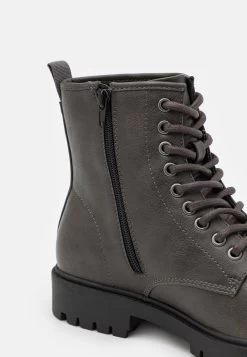 Pier One Unisex - Stivaletti Stringati - Grey -Pier One Moda Outlet 82bd184e7ab747aa887abd7a99f16eb3