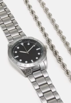 Pier One Set - Collana - Silver-Coloured/Black -Pier One Moda Outlet 83102eb3ab884b968ea711d6d380bde6