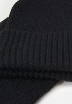 Pier One Set Unisex - Sciarpa - Black 11 Pier One Set Unisex - Sciarpa - Black -Pier One Moda Outlet 83b44a9df8804a5f8a61fc404575f85b