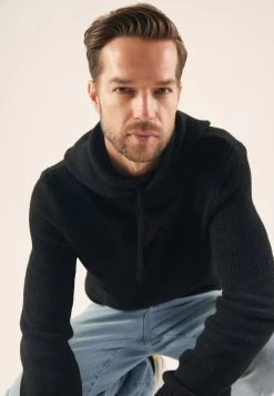 Pier One Felpa Con CappuccioBlack Uomo Maglieria E Felpe PI922QA0E-Q11 -Pier One Moda Outlet 83b66e3dd6e0417fa8ad971ba556c120