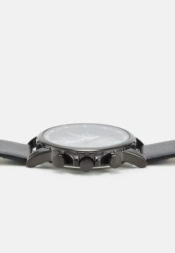 Pier One OrologioBlack Uomo Orologi PI952M01B-Q12 -Pier One Moda Outlet 8d8a142d8fed4bda9d9e2904cbdd684a