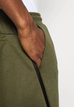 Pier One Pantaloni Sportivi - Olive -Pier One Moda Outlet 92124823220646329f52c61a38cf8de5