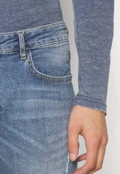 Pier One Jeans Skinny FitDark Blue Denim Uomo Jeans YO122GA27-K12 -Pier One Moda Outlet 9283e6db08544e8a8de90dbf34a03e56