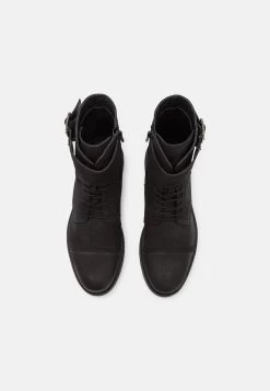 Pier One LeatherStivaletti StringatiBlack Uomo Stivaletti/Stivali PI912K0C0-Q11 -Pier One Moda Outlet 949de6cc0f1947938c9e0e4a84edc5c2