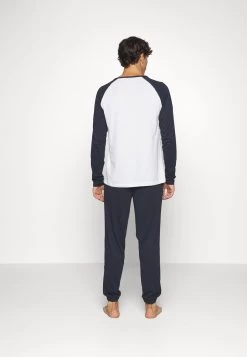 Pier One PigiamaDark Blue Uomo Per La Notte PI982M043-K11 -Pier One Moda Outlet 98d44e3c8a27401ea1d4653cfb0e08fd