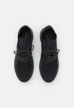 Pier One Sneakers BasseBlack Uomo Sneaker PI912O04Y-Q11 -Pier One Moda Outlet 9b116cea09d744c9b0f8ba112133e171