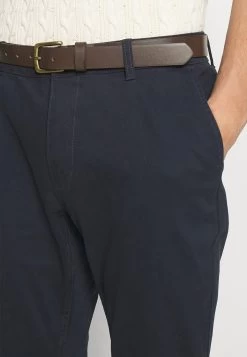 Pier One ChinoDark Blue Uomo Pantaloni PI922E05D-K11 -Pier One Moda Outlet 9e734d3c3810408ab927cd32c52385ab