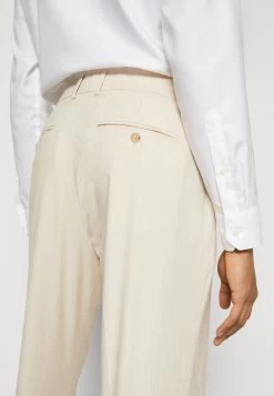 Pier One Set - Completo - Beige -Pier One Moda Outlet a6765ee0587d432ebeb88b9e45f1edad