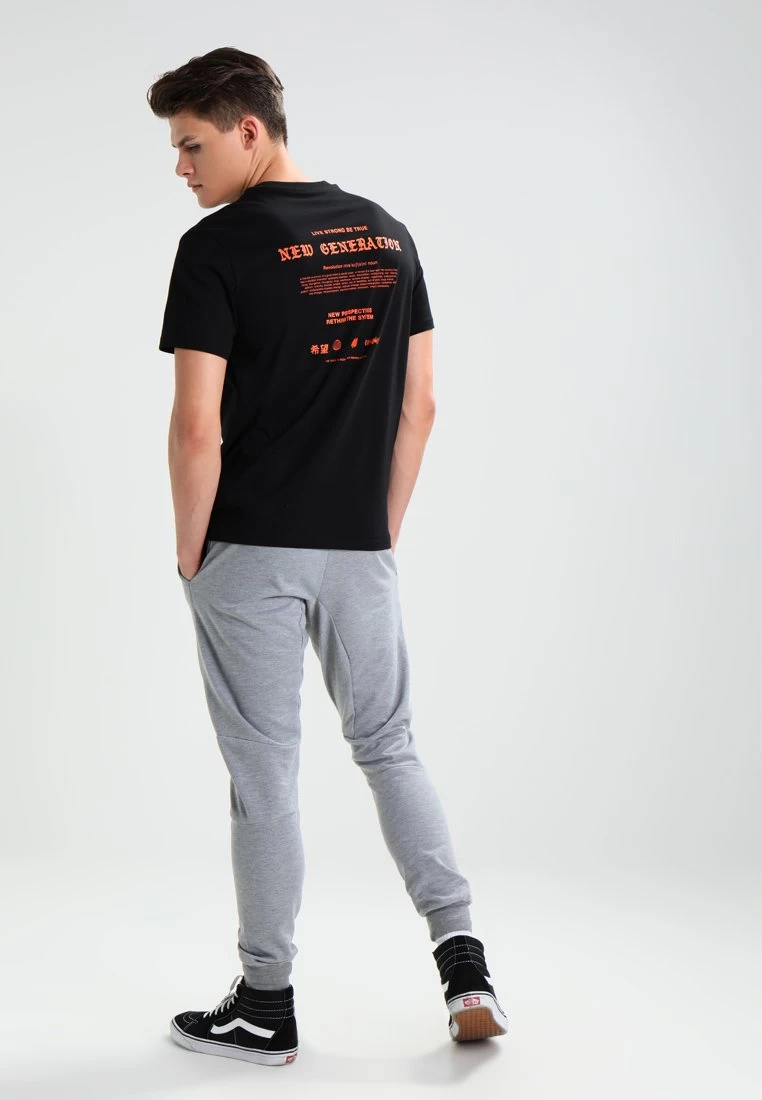 Pier One Pantaloni SportiviLight Grey Uomo Pantaloni PI922E03N-C11 3 Pier One Pantaloni SportiviLight Grey Uomo Pantaloni PI922E03N-C11 - immagine 3