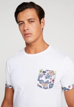 Pier One T-Shirt Con StampaWhite Uomo T-shirt E Polo PI922O0BZ-A11 -Pier One Moda Outlet af4ff66df58240028b24dc9d38bd8deb