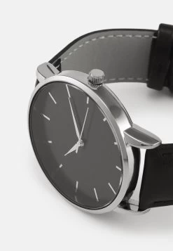 Pier One Orologio - Black/Silvercoloured -Pier One Moda Outlet b21304d4d8ec4553ac54e4d73133cd2c