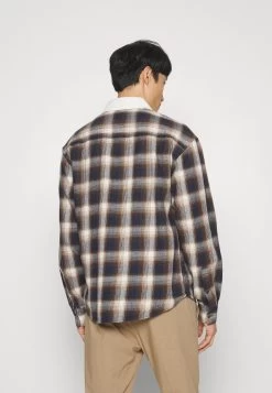 Pier One Giacca LeggeraBeige/Dark Blue Uomo Giacche PI922D0ET-B11 -Pier One Moda Outlet b6355e3a479c48ddaae32e5d0d66f140