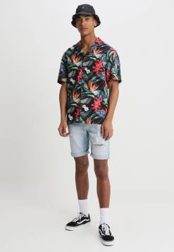 Pier One Flower ResortCamiciaMulticoloured Uomo Camicie PI922D09U-T11 -Pier One Moda Outlet c172361c48d74aa58d20bc6be87d7301