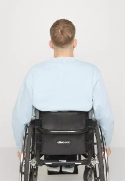 Pier One FelpaLight Blue Uomo Maglieria E Felpe PI922S0FN-K11 -Pier One Moda Outlet c1c8b420e3c84376aafedb9c67c7f7c0