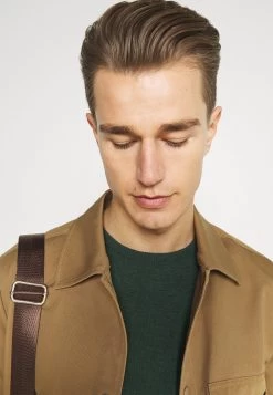 Pier One Basic CrewneckMaglioneMottled Dark Green Uomo Maglieria PI922Q009-M12 -Pier One Moda Outlet c4a75157027844b18a449c0bf30f39e5