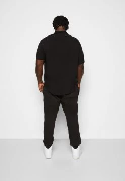 Pier One CamiciaBlack Uomo Camicie PI922D0CV-Q11 -Pier One Moda Outlet cc8a43154946495a8fa23f99a9511c9d