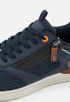 Pier One Sneakers BasseDark Blue Uomo Sneaker PI912O051-K11 11 Pier One Sneakers BasseDark Blue Uomo Sneaker PI912O051-K11 -Pier One Moda Outlet d0ebac3b714244348932815aec526fae