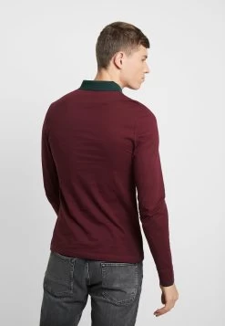 Pier One Muscle FitPoloBordeaux Uomo T-shirt E Polo PI922P04G-G11 -Pier One Moda Outlet d1846c2f89594bf0ab3bedf8e5f62f1a