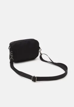 Pier One Borsa A TracollaBlack Donna Borse PI954H02R-Q11 -Pier One Moda Outlet e18d419f36384d9782ff21d1f02fa525