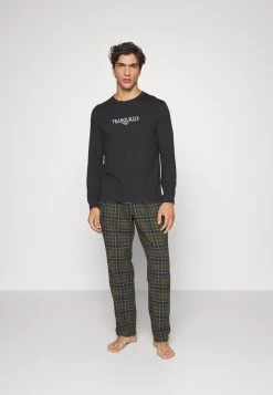 Pier One Maglia Del PigiamaBlack Uomo Per La Notte PI982N00D-Q11 -Pier One Moda Outlet e47a162289714e8d8add9abe1d81eef2