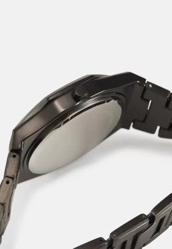 Pier One OrologioBlack Uomo Orologi PI952M031-Q11 -Pier One Moda Outlet e7c00eceba9c4c80b892d63fcd6d1fee