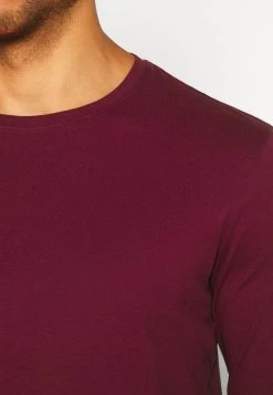 Pier One PigiamaBordeaux Uomo Per La Notte PI982M033-G11 -Pier One Moda Outlet ee02e18bc0fe4bdfafb3b53c3a7a045d