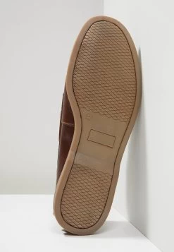 Pier One Scarpe Da Barca - Brown -Pier One Moda Outlet f153a9101b98405fae9ff584df8cf17e