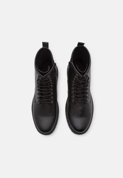 Pier One UnisexStivaletti StringatiBlack Uomo Stivaletti/Stivali PI915K009-Q11 -Pier One Moda Outlet fda85bb891d044a7b6554c8650c228fb