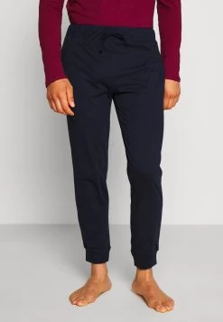Pier One 2 PackPantaloni Del PigiamaDark Blue/Bordeaux Uomo Per La Notte PI982L00I-K11 -Pier One Moda Outlet fe08152c51c849aaa4467e374f9208b7